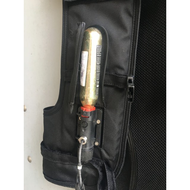 Gilet Air-bag Airjackets Point Two  (Vendu avec 2 cartouches)