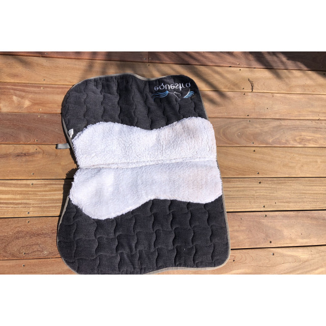 Tapis gris avec amortisseur intégré