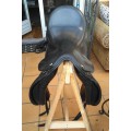 selle dressage 18"  Ambassador County