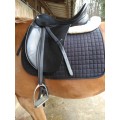 selle dressage 18"  Ambassador County