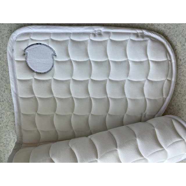 Tapis de selle lamicell impeccable NEUF