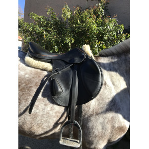 Selle équipe modèle expression