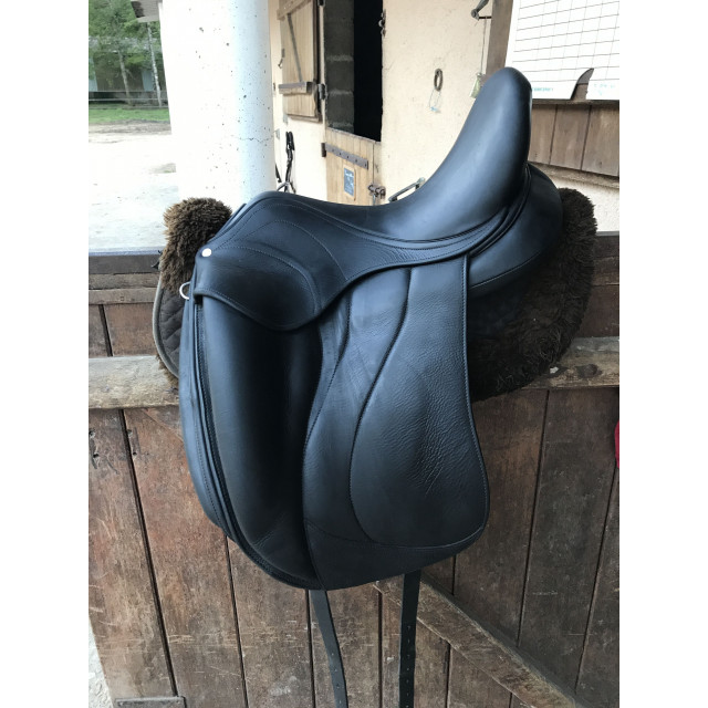 Selle de dressage antares