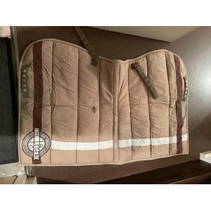 Tapis beige équithème