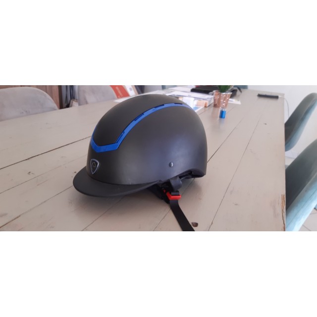 Casque equithème