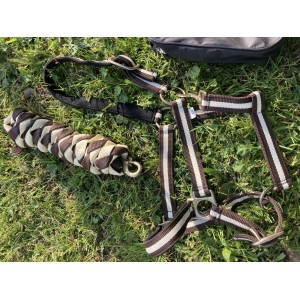 licol beige et marron