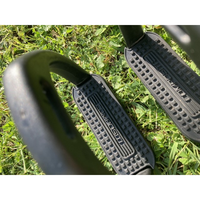 étrier compositi profile