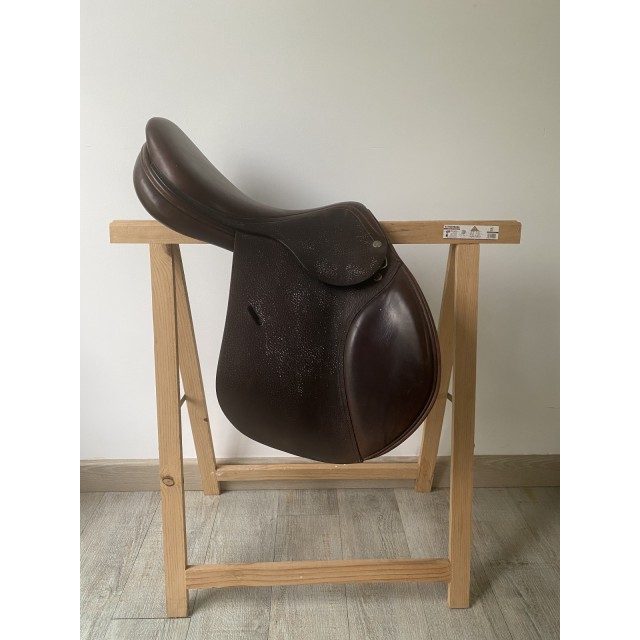 Selle Synergie Equipe 17" peu utilisée