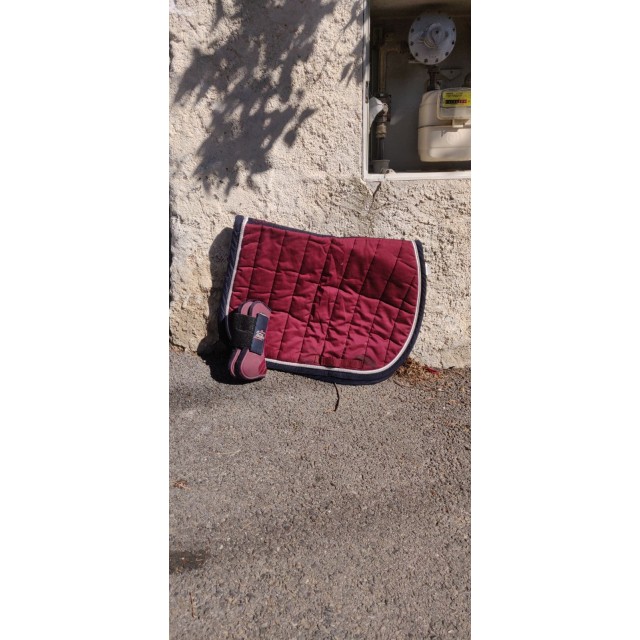 Tapis et guêtres bordeaux/marine