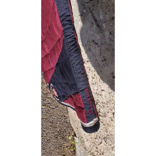 Tapis et guêtres bordeaux/marine