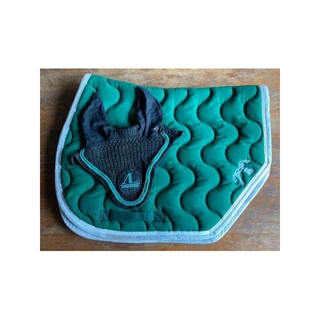 ENSEMBLE TAPIS + BONNET