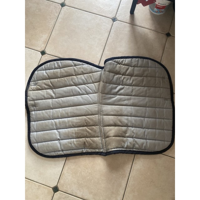 Tapis gris pailleté