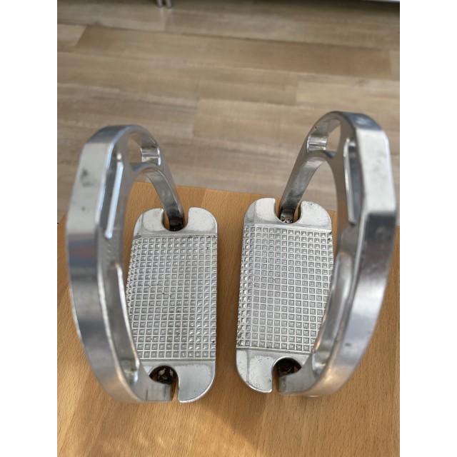 Etriers Jin stirrup