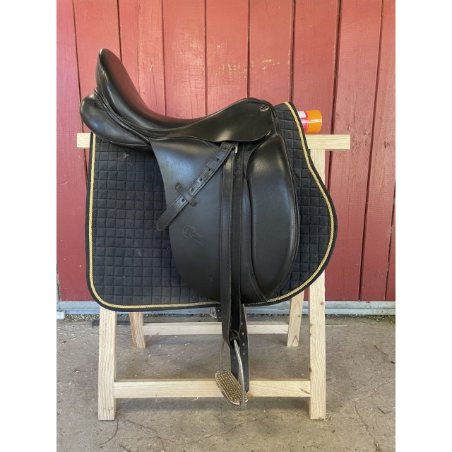 Selle de dressage Lexhis