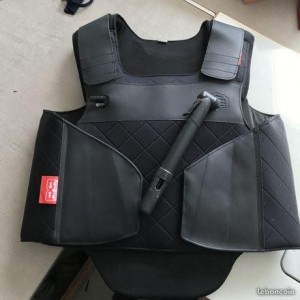 Gilet de protection RXR (neuf car trop grand pour moi ) taille L