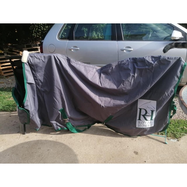 Couverture Royal Horse Neuve