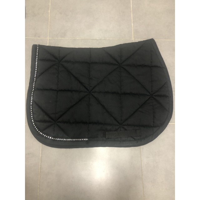 Tapis noir à strass