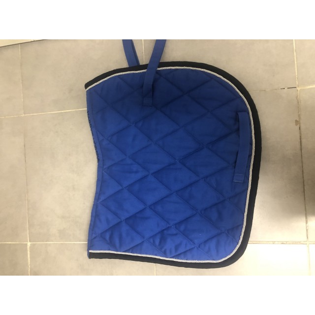 Tapis bleu roi