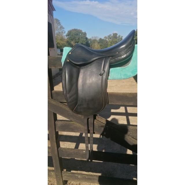 Selle dressage Petit Pas Maison Lafitte