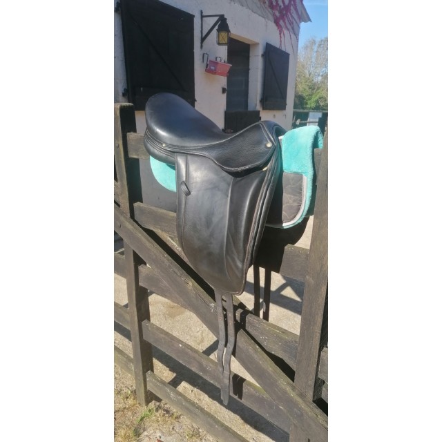 Selle dressage Petit Pas Maison Lafitte