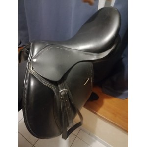 Selle fouganza cuir 17.5