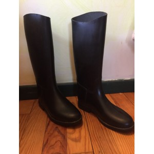 Bottes caoutchouc enfant pointure 34.