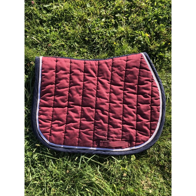 tapis bordeaux
