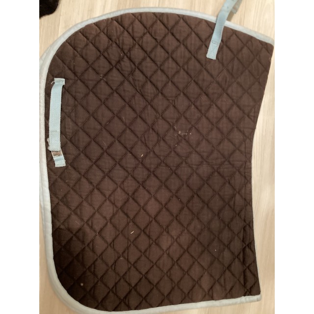 Tapis mixte brun et bleu