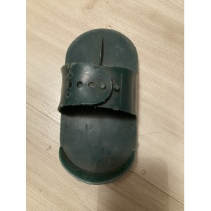 Étrilles en plastique