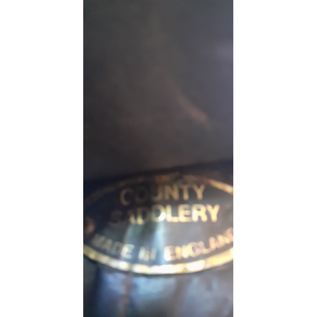 Selle de dressage County