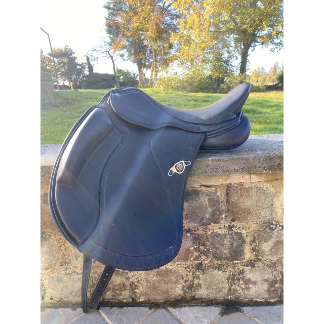 Selle de dressage