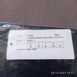 Culotte de cheval bleue marine de marque HORKA.