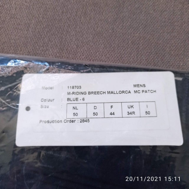 Culotte de cheval bleue marine de marque HORKA.