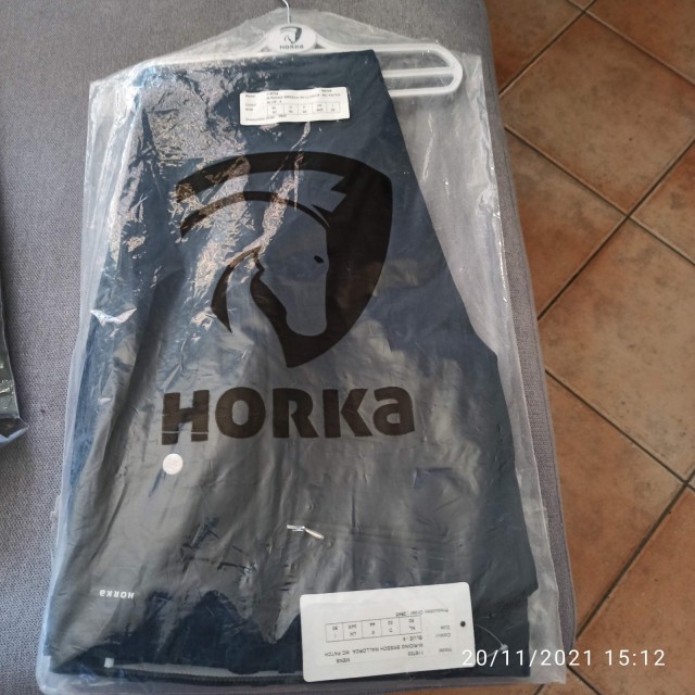 Culotte de cheval bleue marine de marque HORKA.