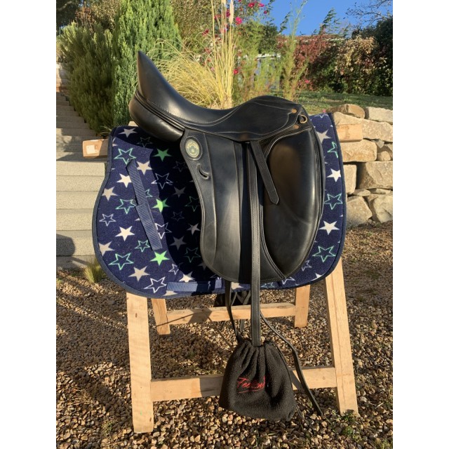Selle de dressage 17 pouces
