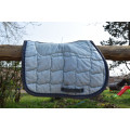 Tapis bleu ciel