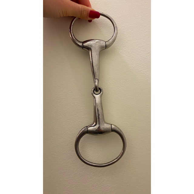 Mors à olive, simple brisure.