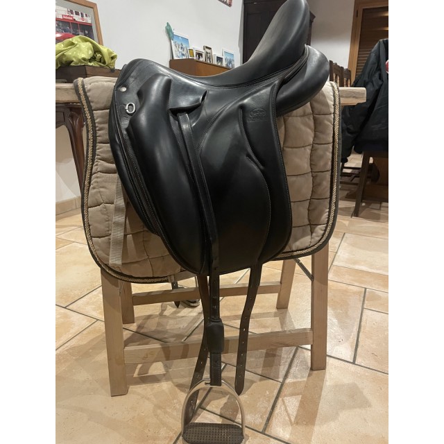 Selle dressage Makila Lab E Devoucoux