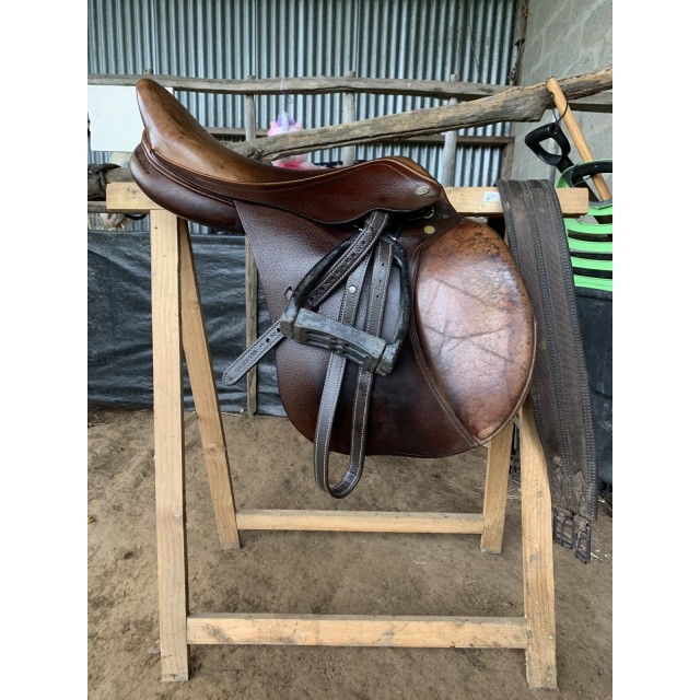 Selle équipée