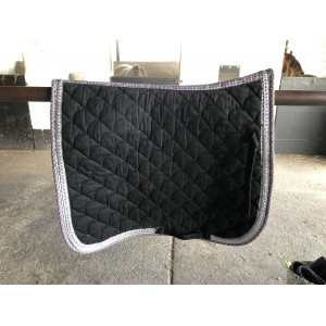 Tapis dressage noir bordure argent bon état