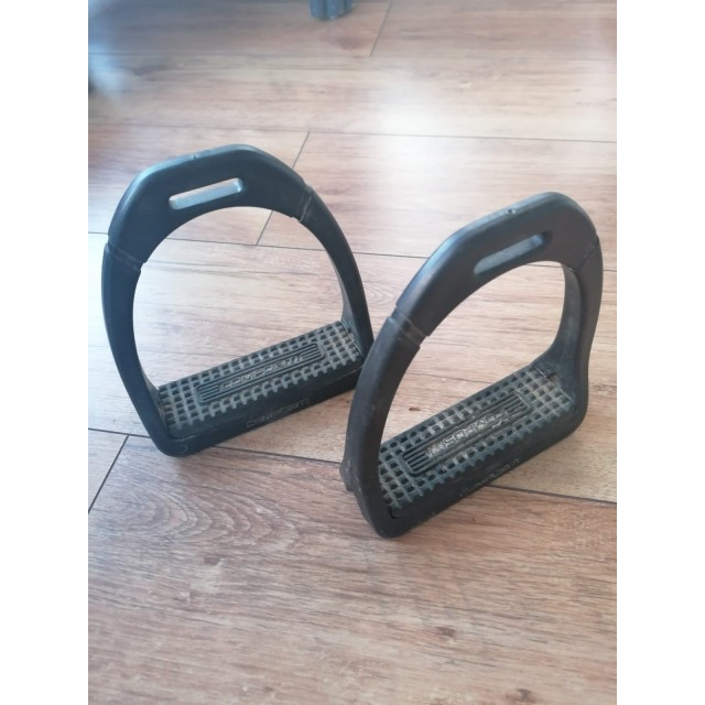 Etriers compositi noir