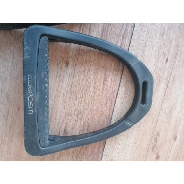 Etriers compositi noir