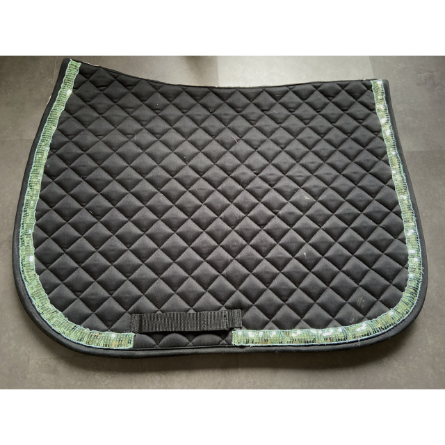 Lot tapis, bonnet, bandes vert d'eau/noir