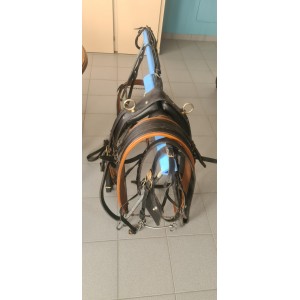 Harnais cuir havane cheval de trait