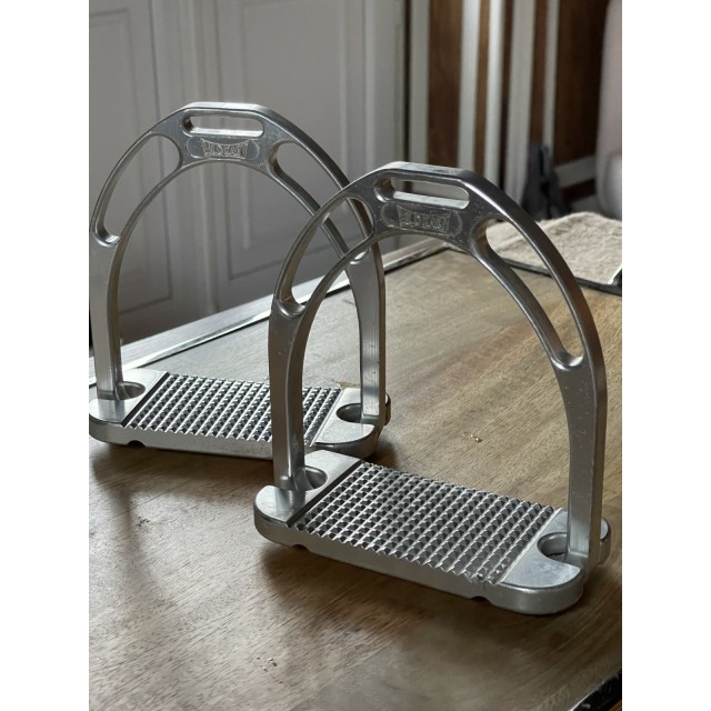 Étriers Jin Stirrup Alu