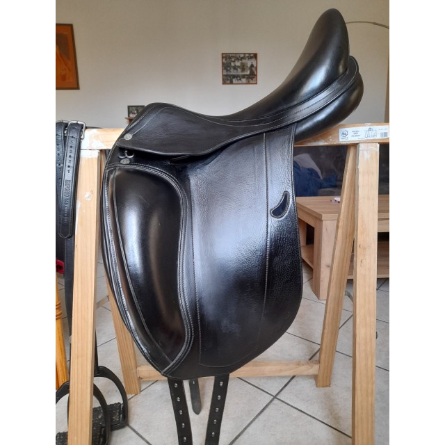 Selle dressage equipe emporio