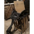 Selle orientée western