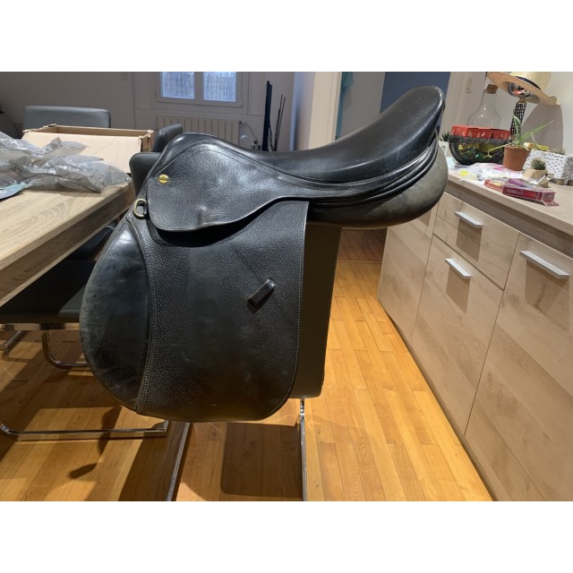 Selle mixte noir 17,5