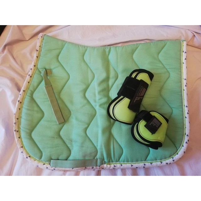 Ensemble vert clair