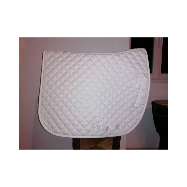 Tapis blanc